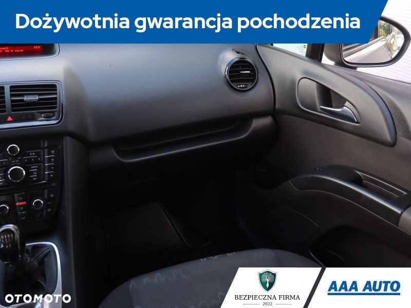 Opel Meriva - 10