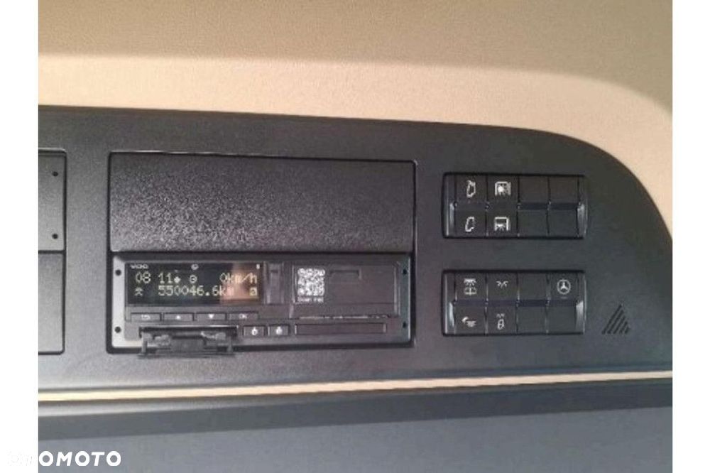 Mercedes-Benz Vehicle Rigid 6x2-2 BDF 7,82 1000 - 5