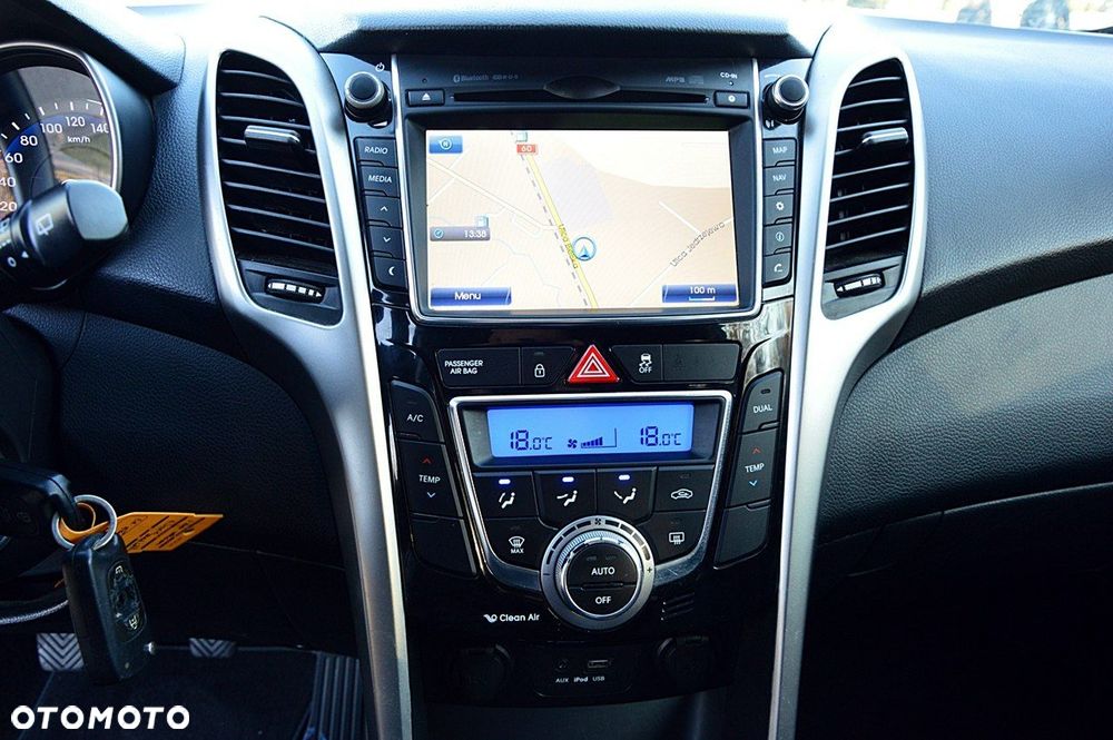 Hyundai i30 1.6 CRDi BlueDrive Comfort - 33