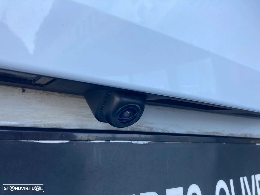 Kia Ceed 1.5 T-GDI DCT7 OPF (48V Mild Hybrid) Spirit - 10