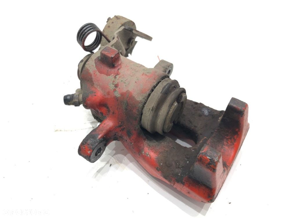 ZACISK PRAWY TYŁ  OPEL ZAFIRA A nadwozie wielkoprzestrzenne (MPV) (T98) 1999 - 2005 2.0 OPC (F75) - 3