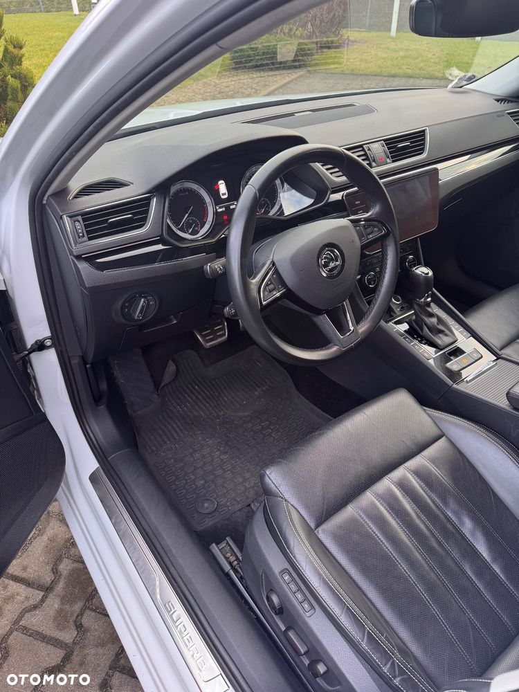 Skoda Superb 2.0 TDI SCR 4x4 L&K DSG - 6