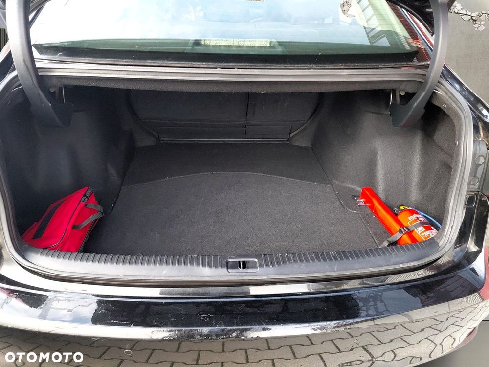Lexus IS 200t Elite - 23