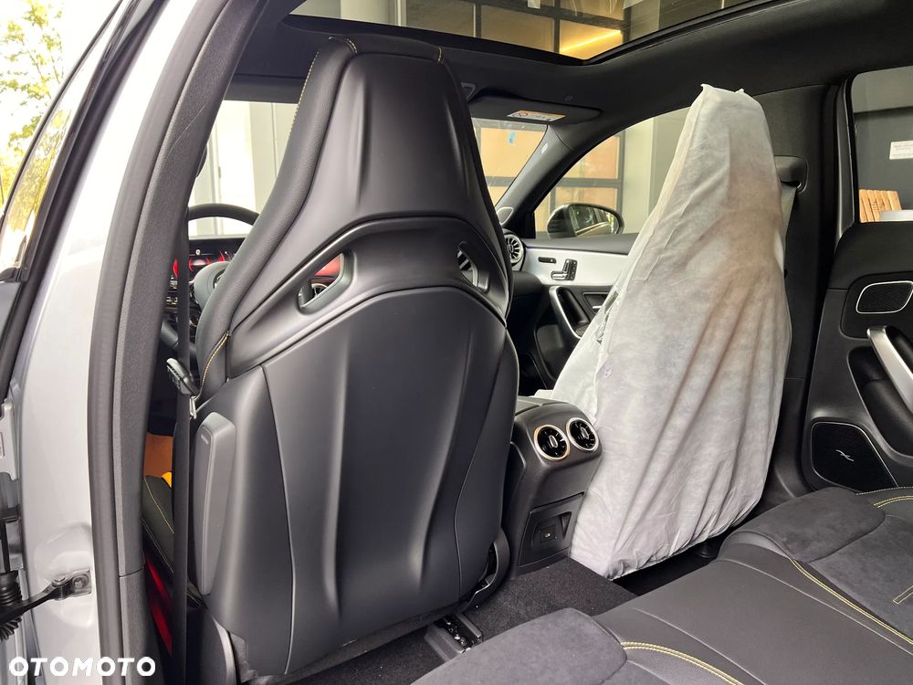 Mercedes-Benz Klasa A 45 S AMG 4-Matic Street Style Edition 8G-DCT - 16