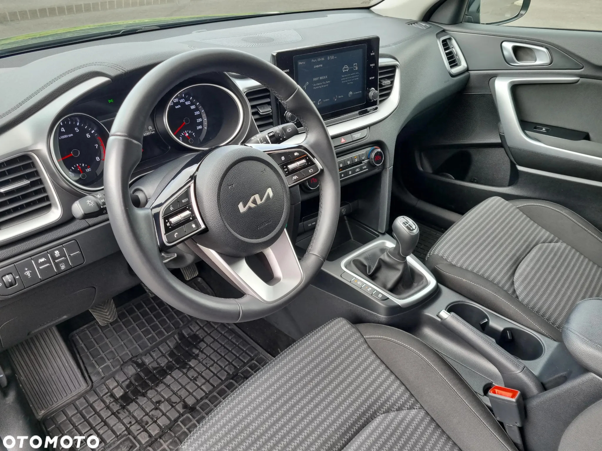Kia XCeed 1.5 T-GDI M - 9