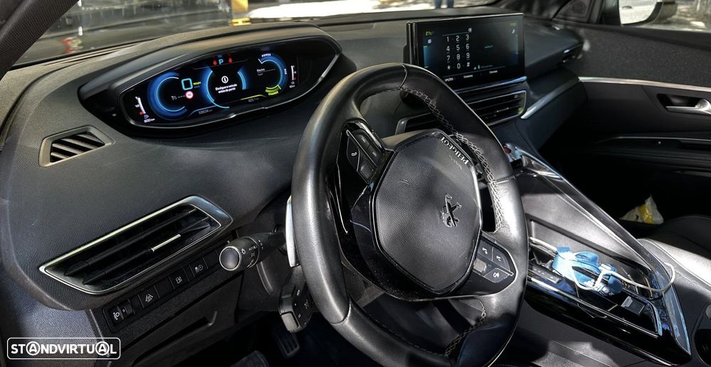 Peugeot 3008 1.6 Hybrid Allure Pack e-EAT8 - 5