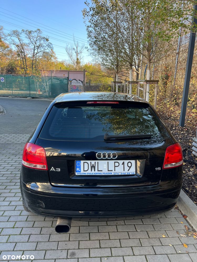 Audi A3 3-drzwiowe 1.6 Ambition - 7