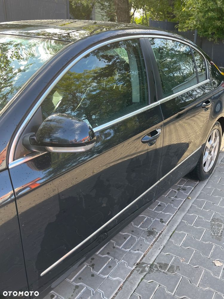 Volkswagen Passat 2.0 Turbo FSI Automatik Individual Chrom dunkel - 5