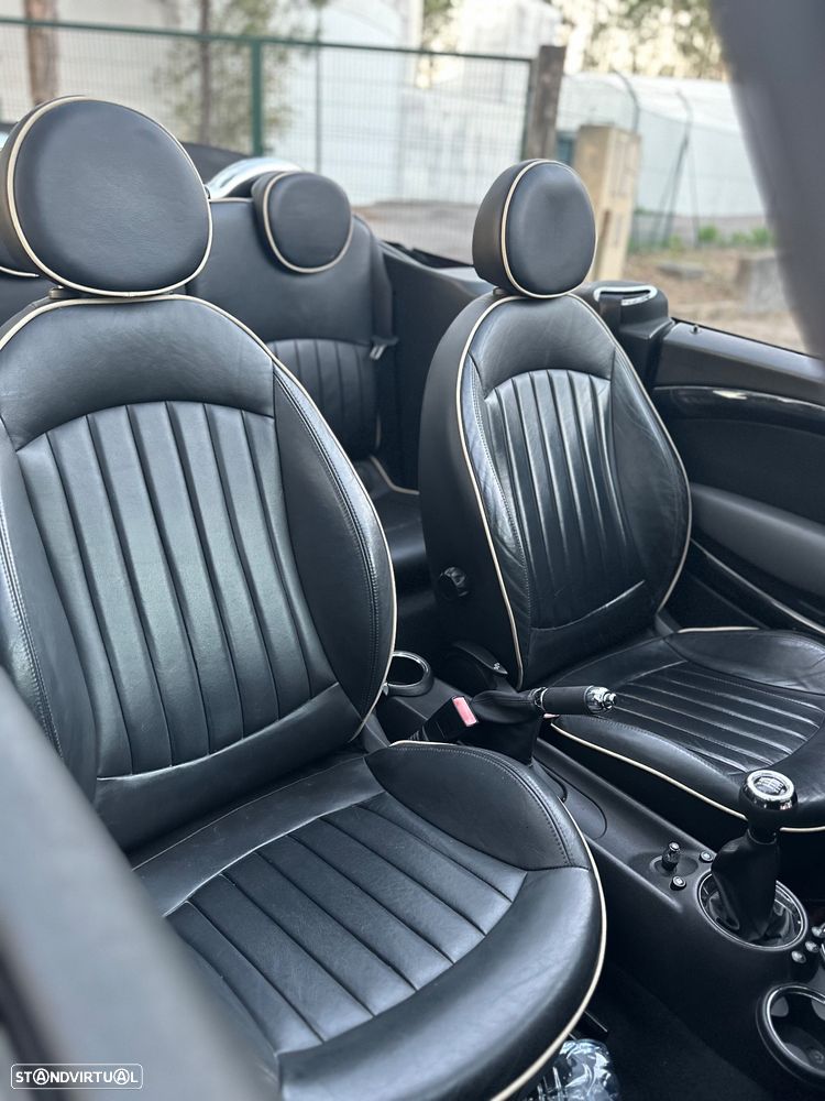 MINI Cabrio Cooper S - 16