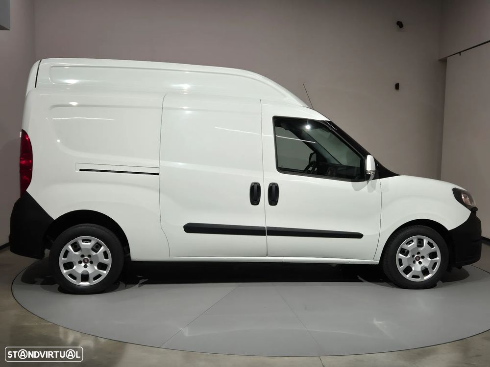 Fiat Doblo Cargo 1.6 M-jet Maxi XL - 9