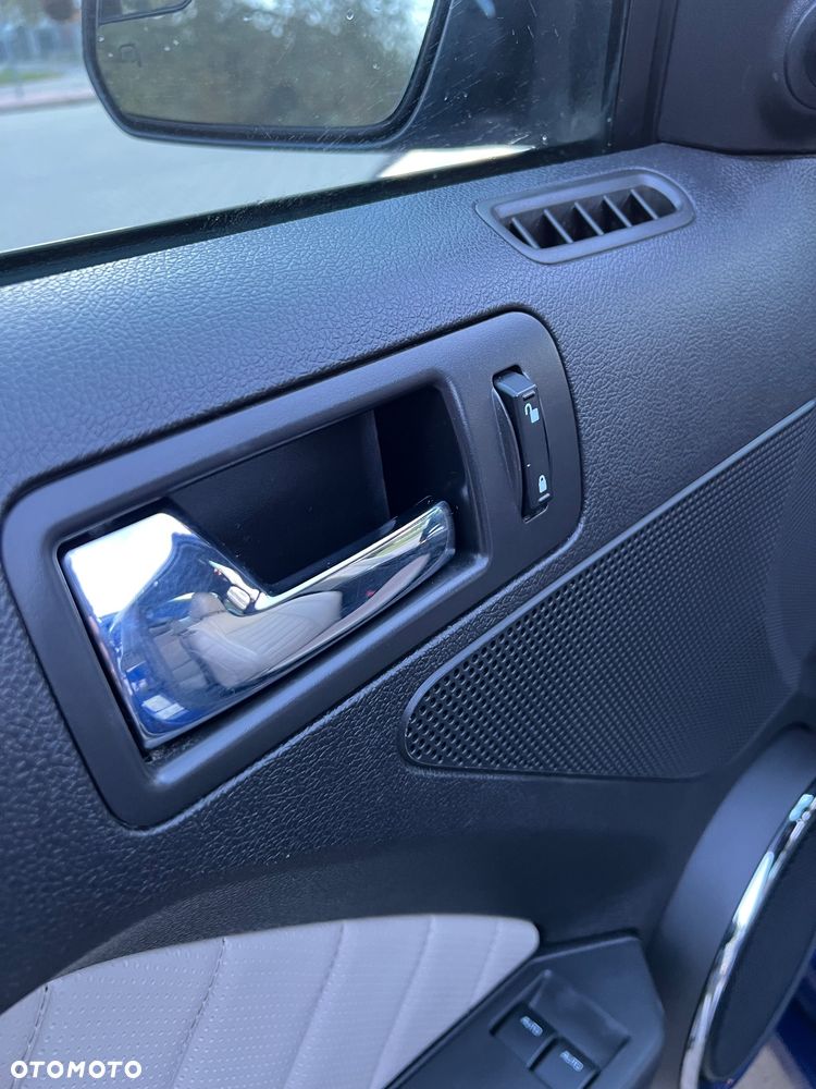 Ford Mustang 3.7 V6 Premium - 21