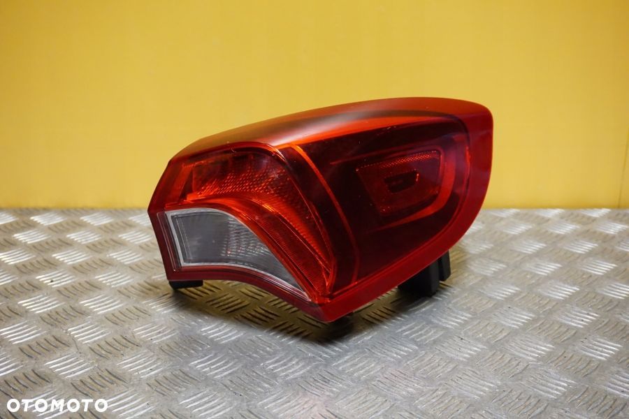 BUICK ENVISION 2019 2020 - LAMPA TYŁ TYLNA PRAWA LED USA - 1