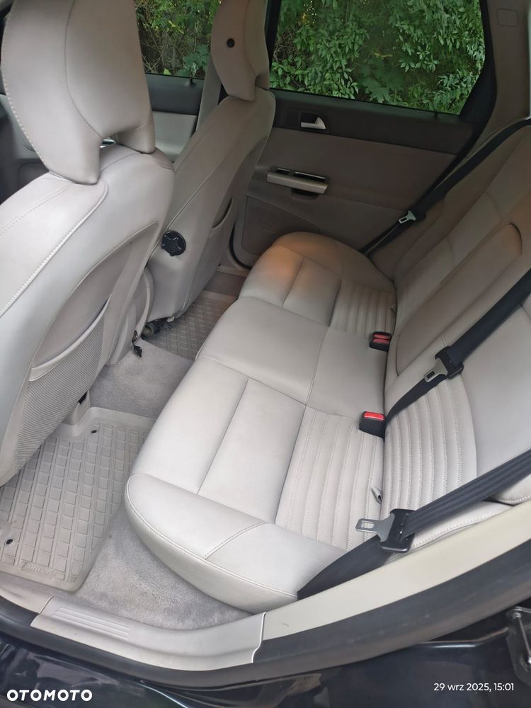 Volvo V50 - 7