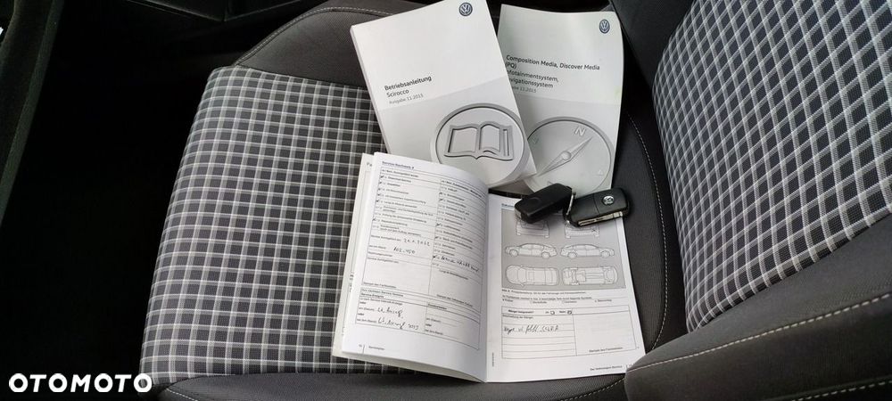 Volkswagen Scirocco 2.0 TDI (Blue Motion Technologie) - 36