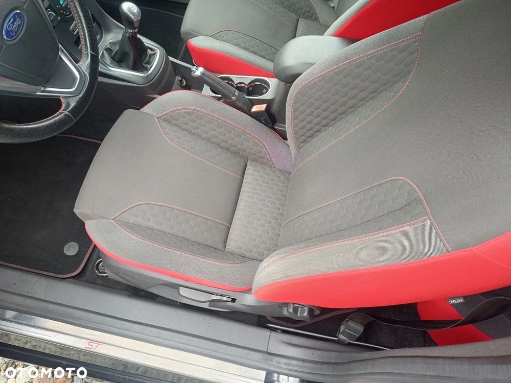 Ford Fiesta 1.0 EcoBoost ST-Line Red ASS - 17