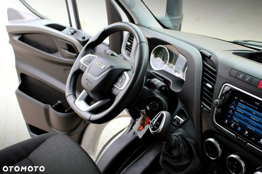 Iveco Daily 35S18 kontener 9eu palet + winda Dhollandia750kg - 27