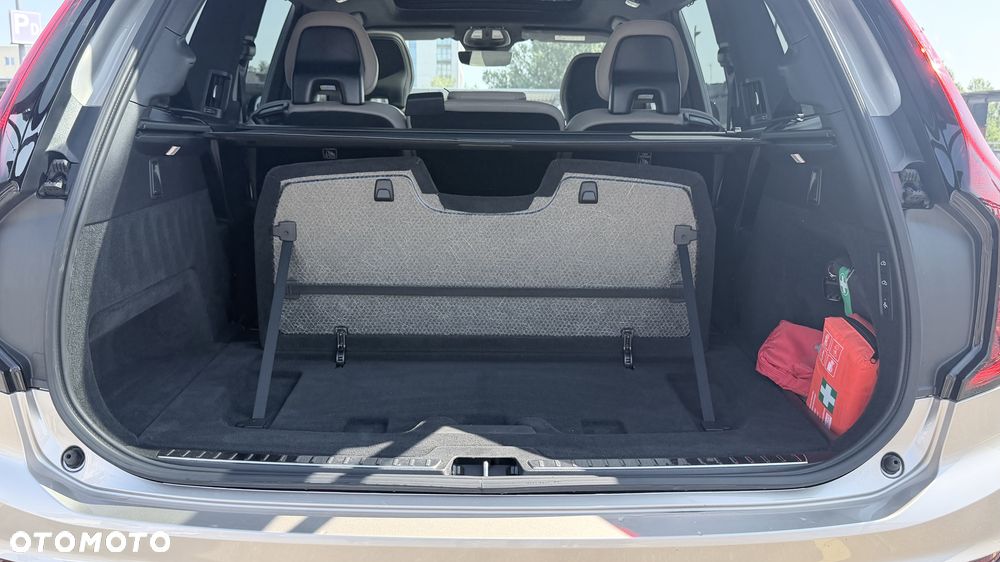 Volvo XC 90 - 18