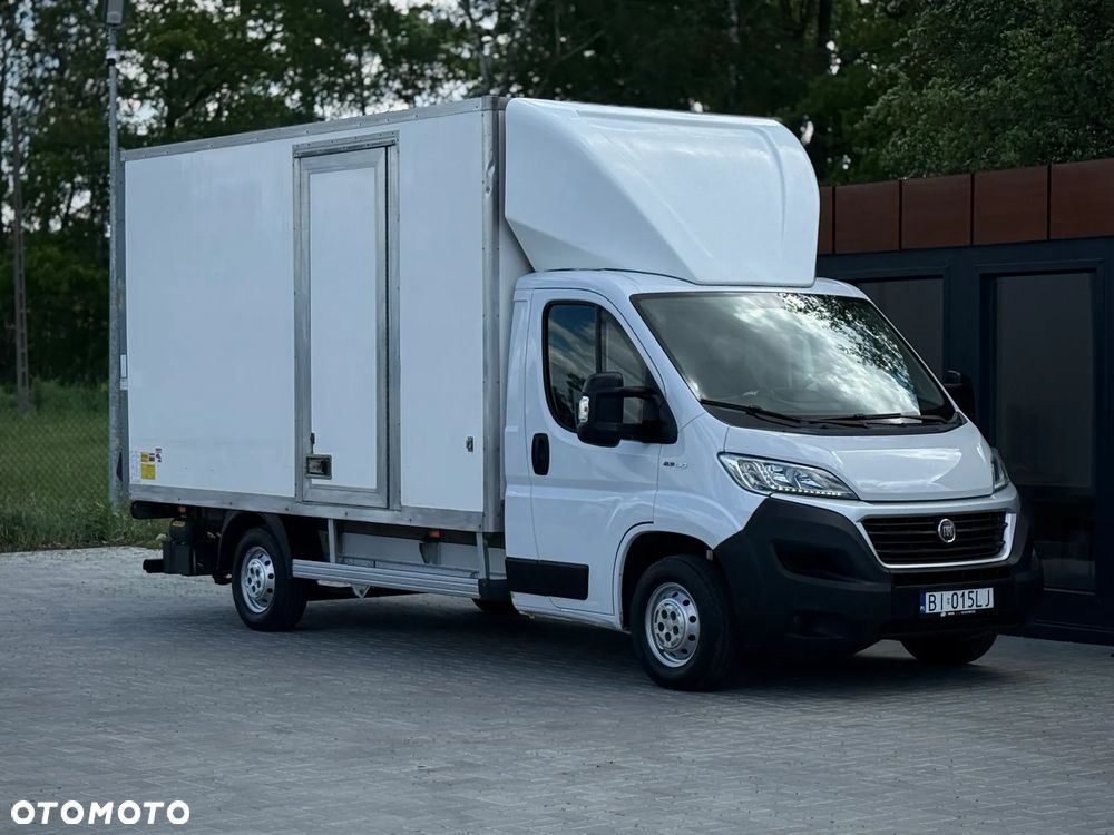 Fiat Ducato 2.3 131KM / Kontener 4,2m 8EP + Winda Palfinger 750kg / 250.476KM PRZEBIEG / 2019 ROK PRODUKCJI / ZAREJESTROWANY W PL / PO PRZEGLĄDZIE UDT / GOTOWY DO PRACY ! - 4