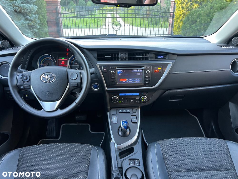 Toyota Auris - 24