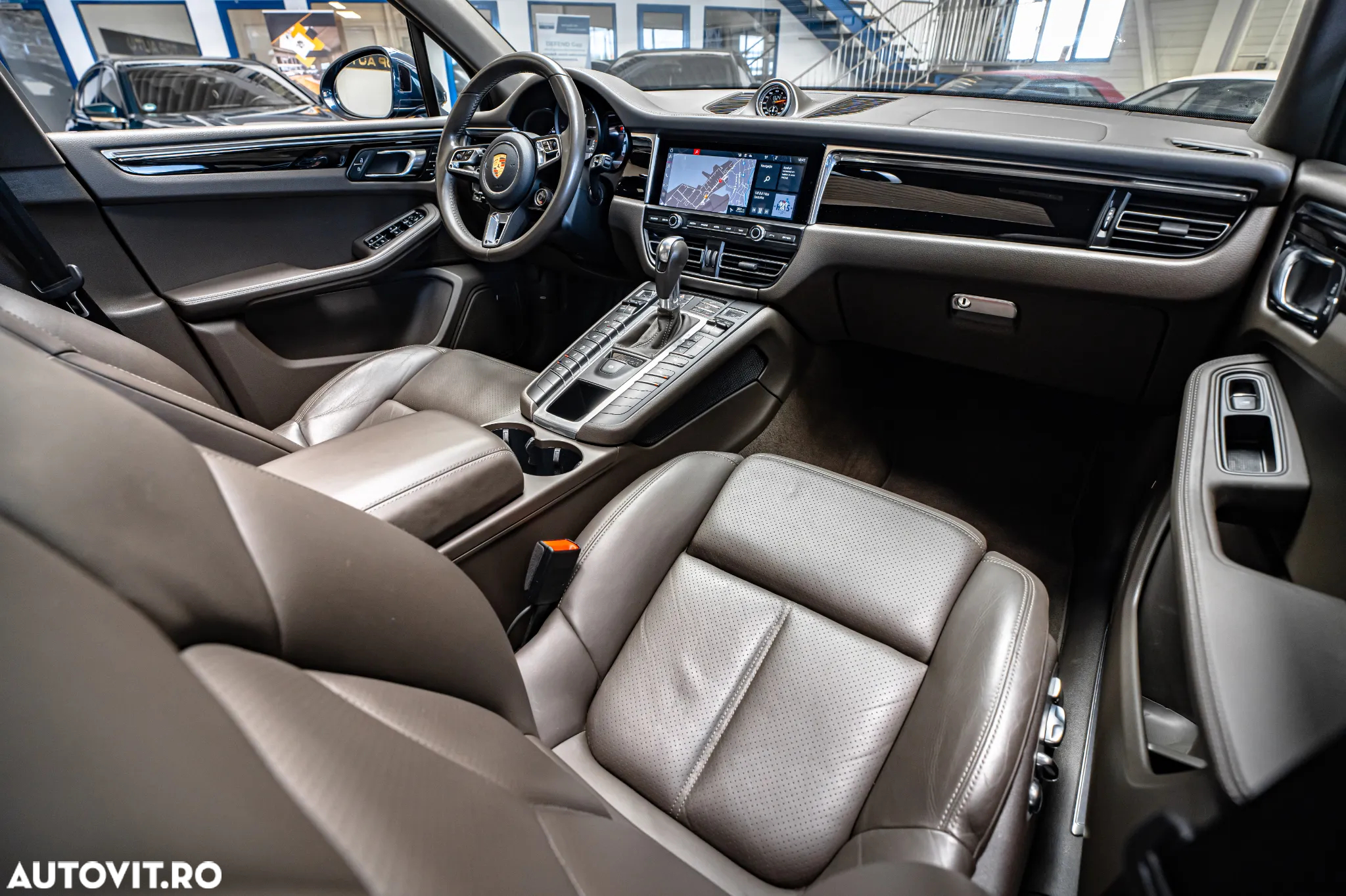 Porsche Macan S - 22