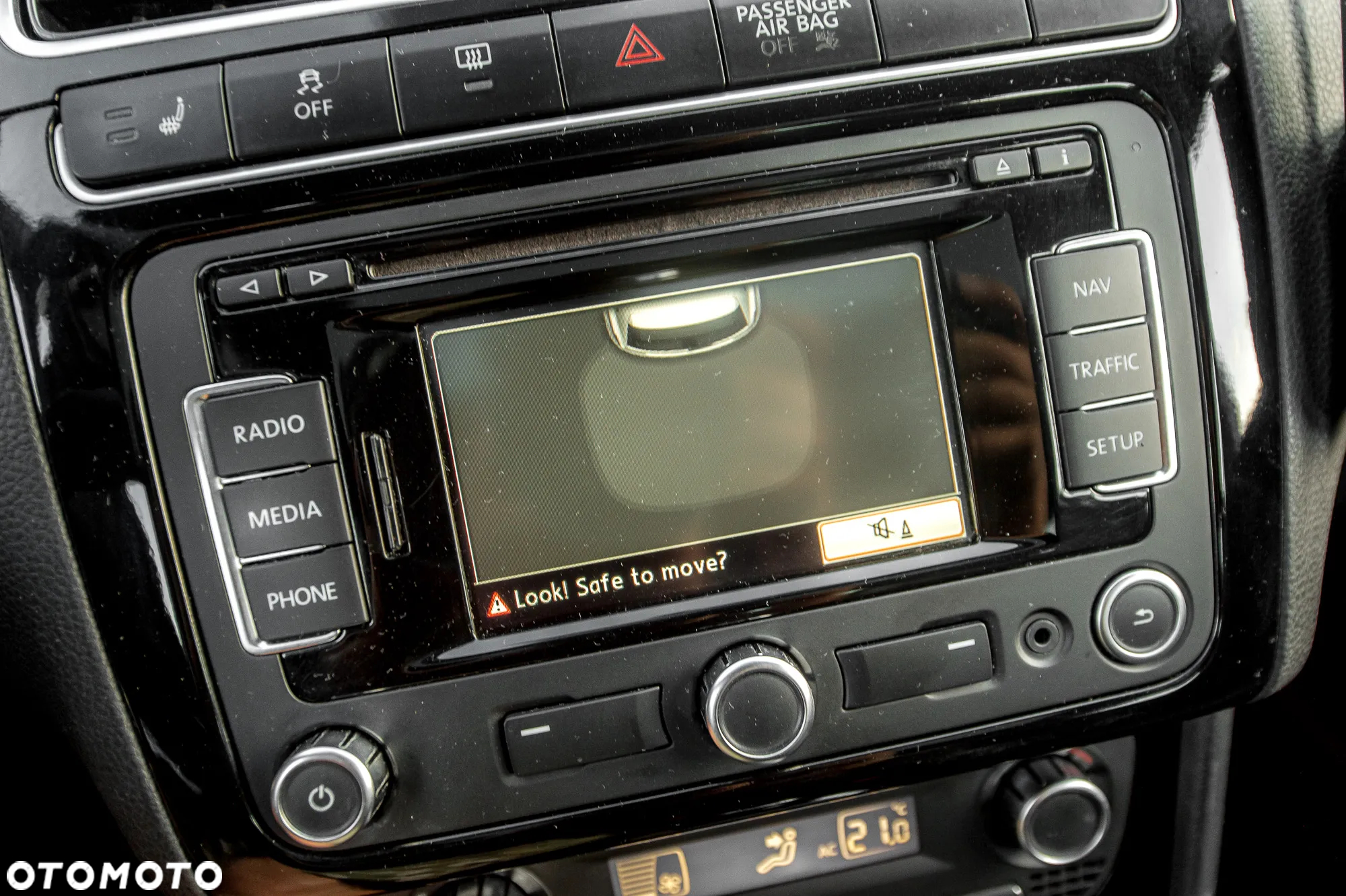 Volkswagen Polo 1.4 DSG GTI - 33