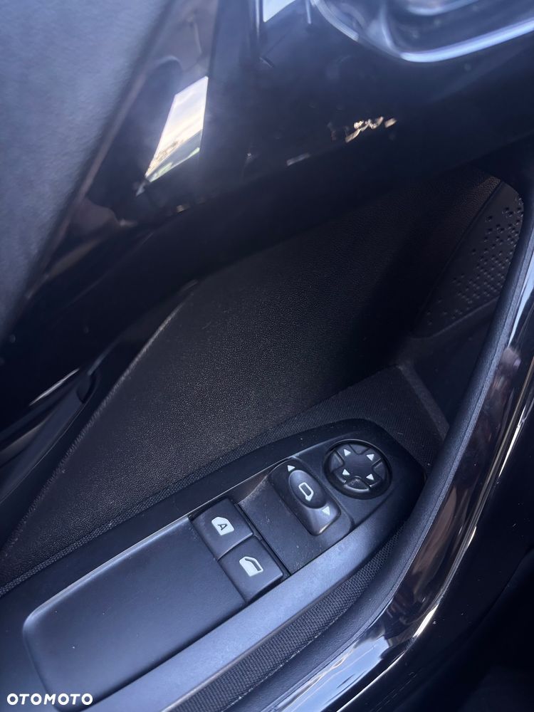 Peugeot 208 PureTech 82 ETG5 Stop & Start Active - 8