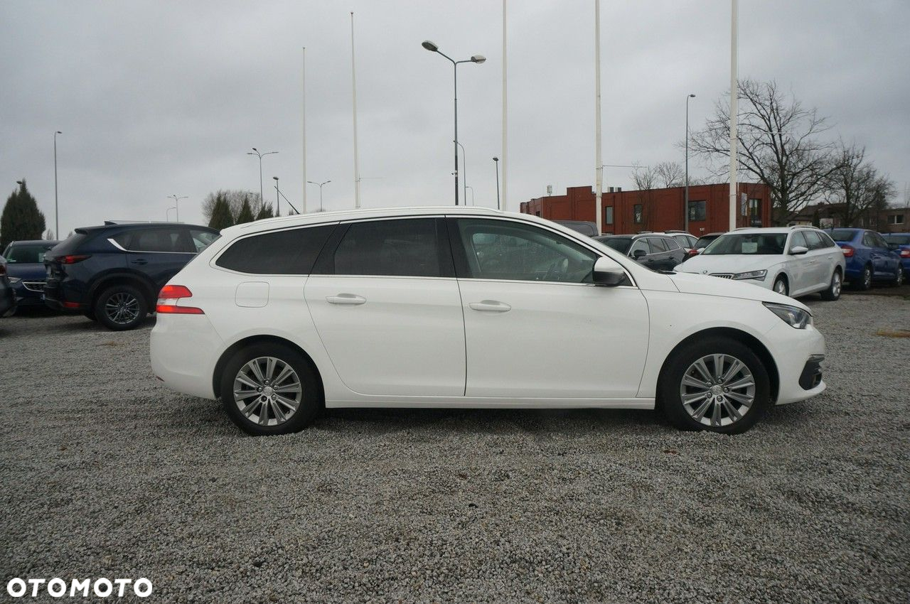 Peugeot 308 1.5 BlueHDi Allure Pack S&S EAT8 - 6