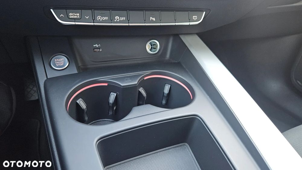 Audi A4 Limousine 40 TDI mHEV S Line S tronic - 40