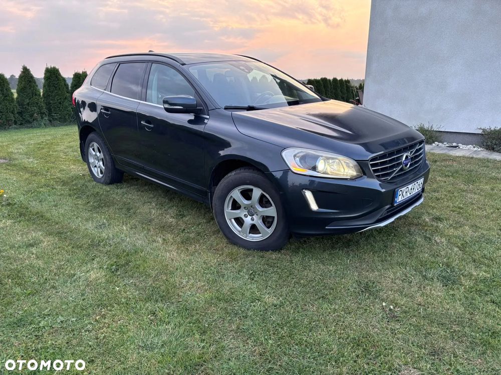 Volvo XC 60 D4 AWD Momentum - 6