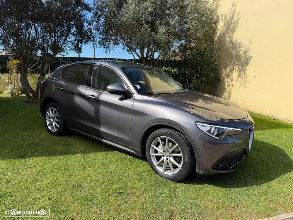 Alfa Romeo Stelvio 2.2 16V AT8 Executive - 3