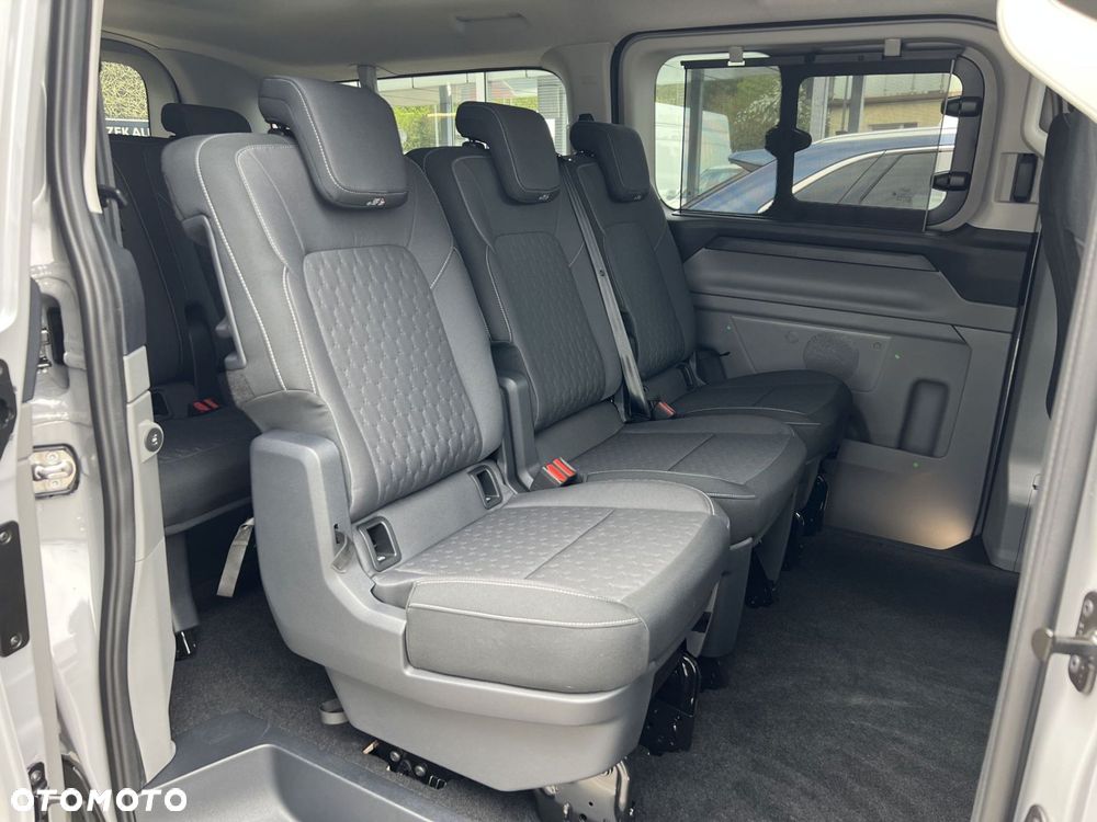 Ford Transit Custom - 11