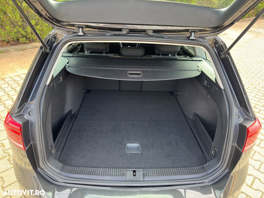VOLKSWAGEN Passat 2022 — imagine 17