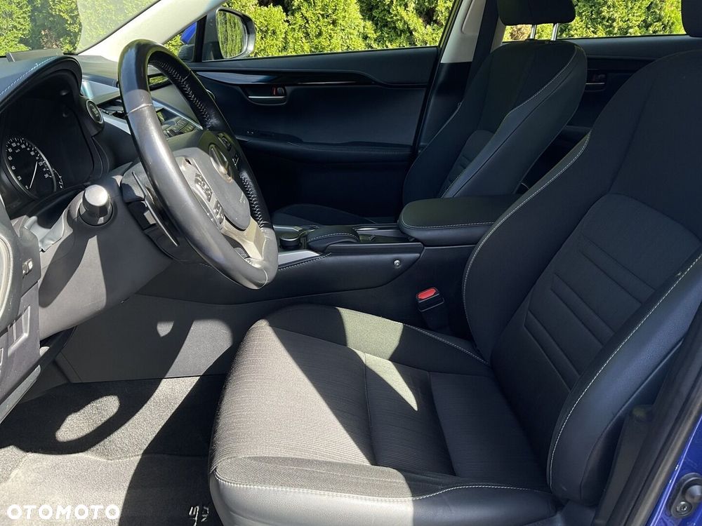 Lexus NX 200t Elite AWD - 18