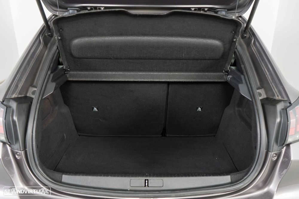 Peugeot 208 1.2 PureTech Active - 12