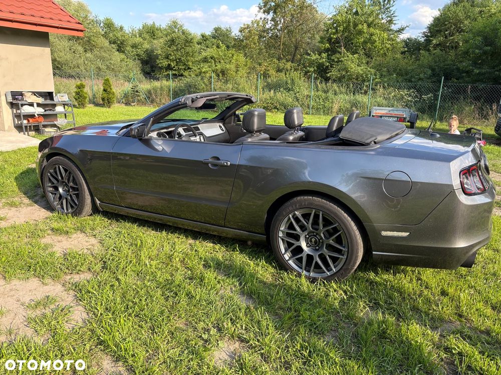 Ford Mustang 3.7 V6 Premium - 3