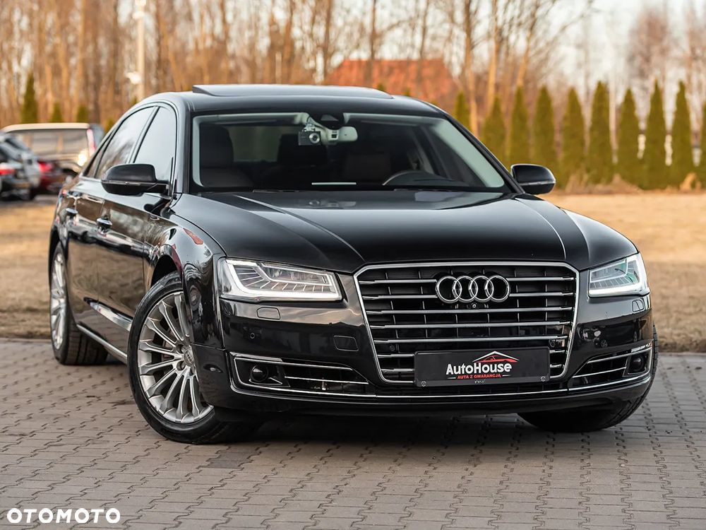 Audi A8 - 1