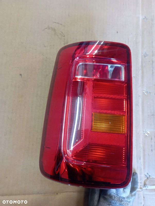 VW CADDY III 3 2K LAMPA LEWA TYŁ TYLNA EUROPA 2K1945095L - 1