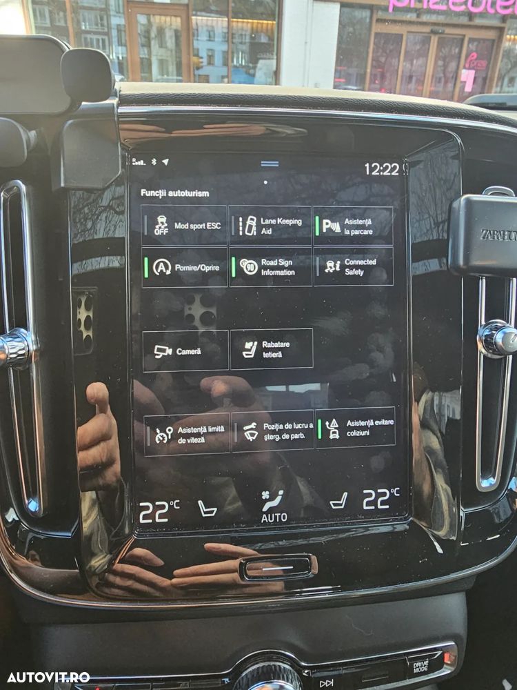 Volvo XC 40 D3 Momentum - 5