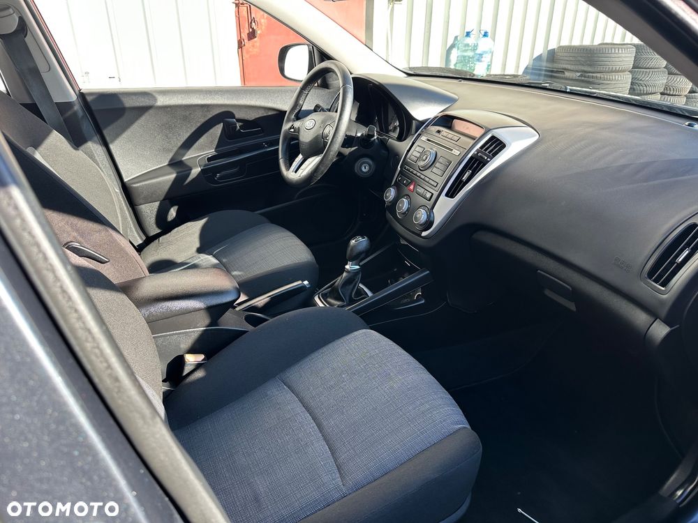 Kia Ceed 1.4 CVVT Vision - 13