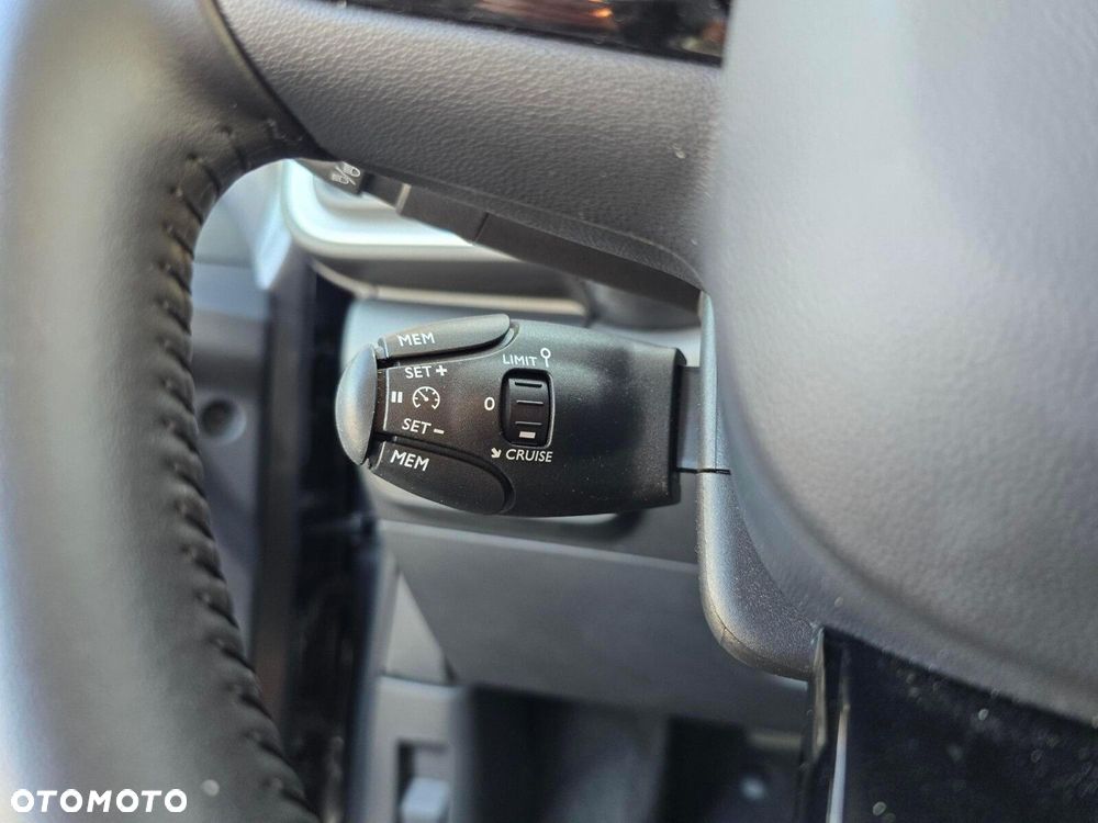 Citroën C3 1.2 PureTech Max EAT6 - 22