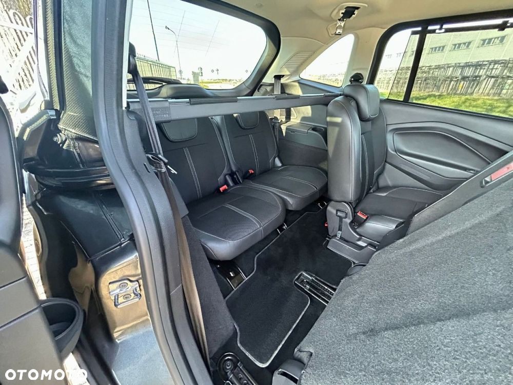 Ford Grand C-MAX - 9
