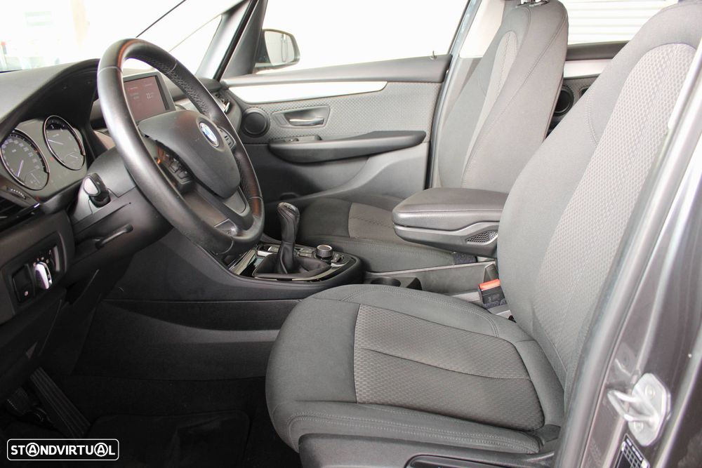 BMW 216 Active Tourer d Advantage - 10