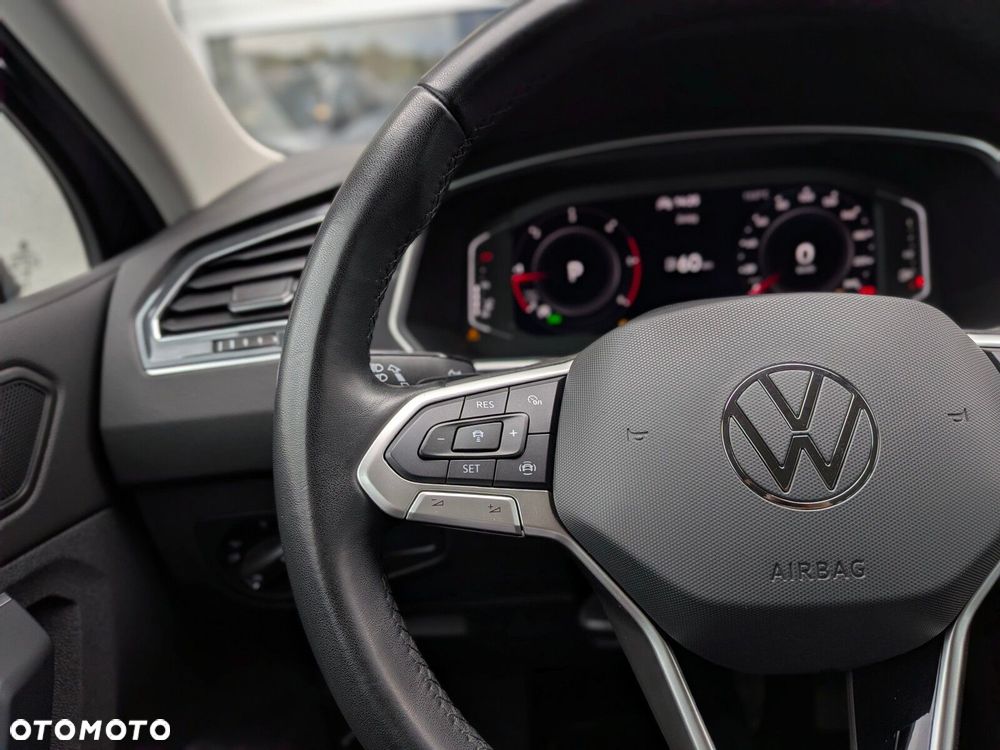 Volkswagen Tiguan 2.0 TDI Elegance DSG - 18