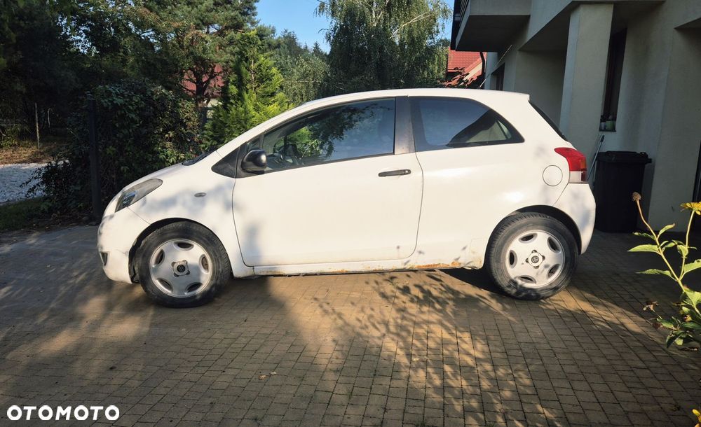 Toyota Yaris - 5