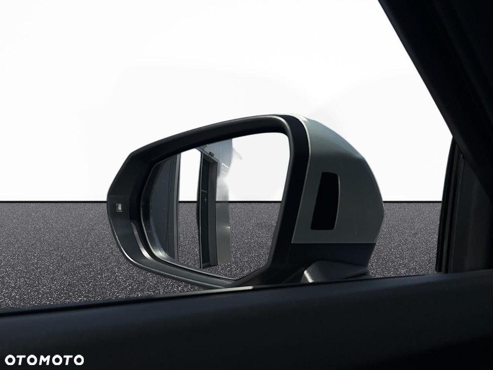 Audi Q3 Sportback - 29