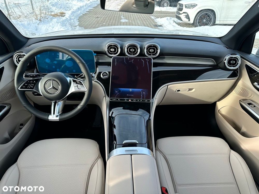 Mercedes-Benz GLC - 10