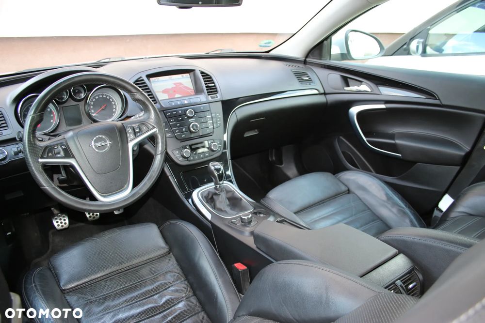 Opel Insignia 2.0 T Sport 4x4 - 30