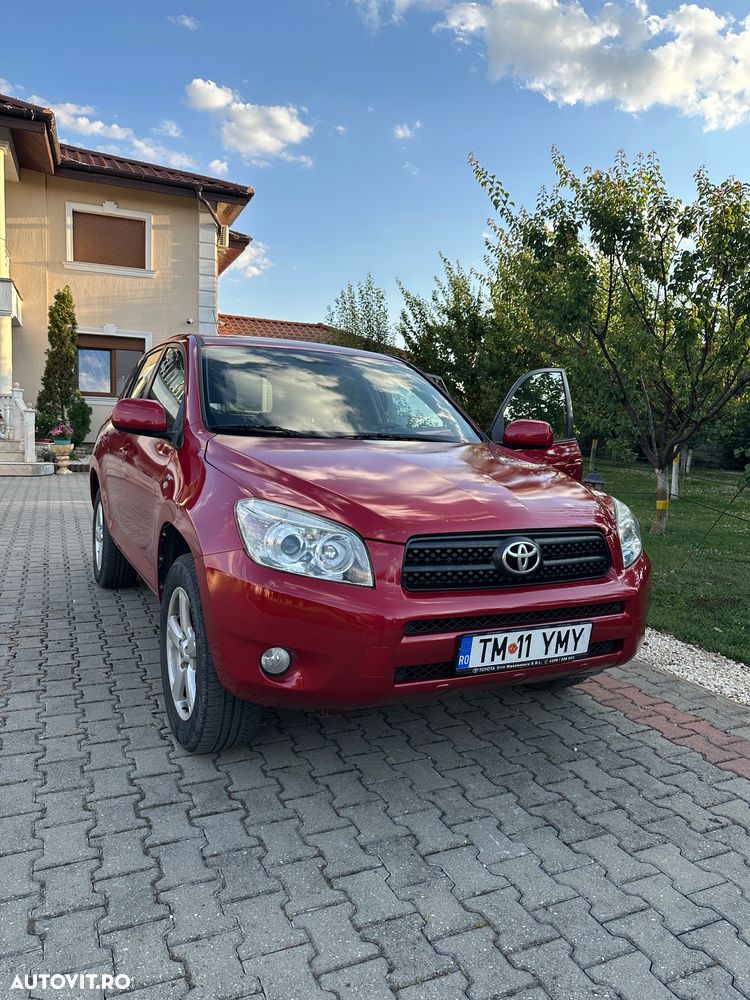 Toyota RAV4 2.2 D-4D Confort - 1