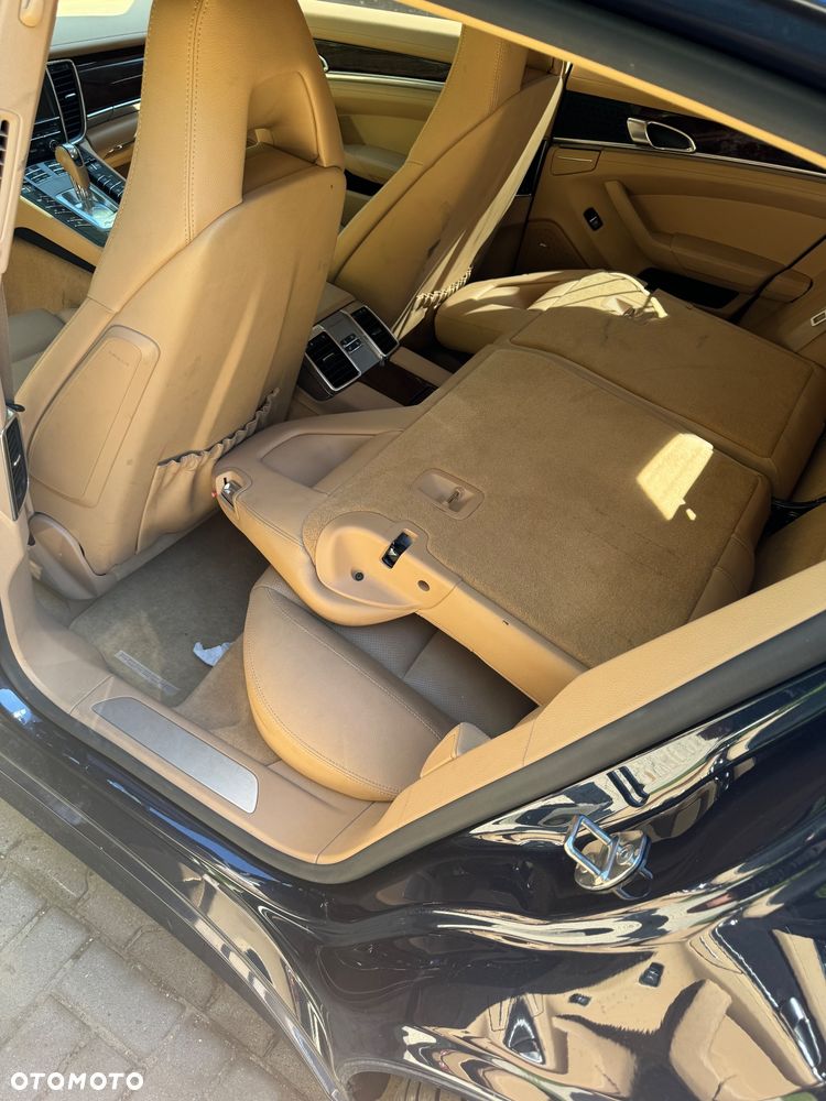 Porsche Panamera PDK - 5