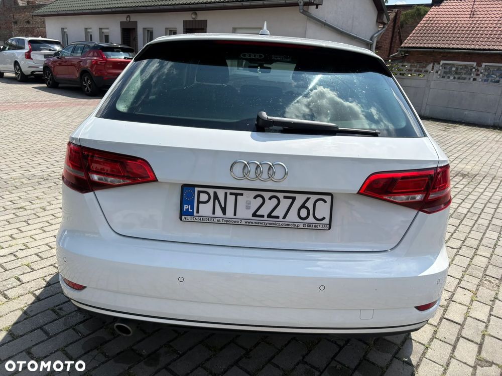 Audi A3 Sportback - 5